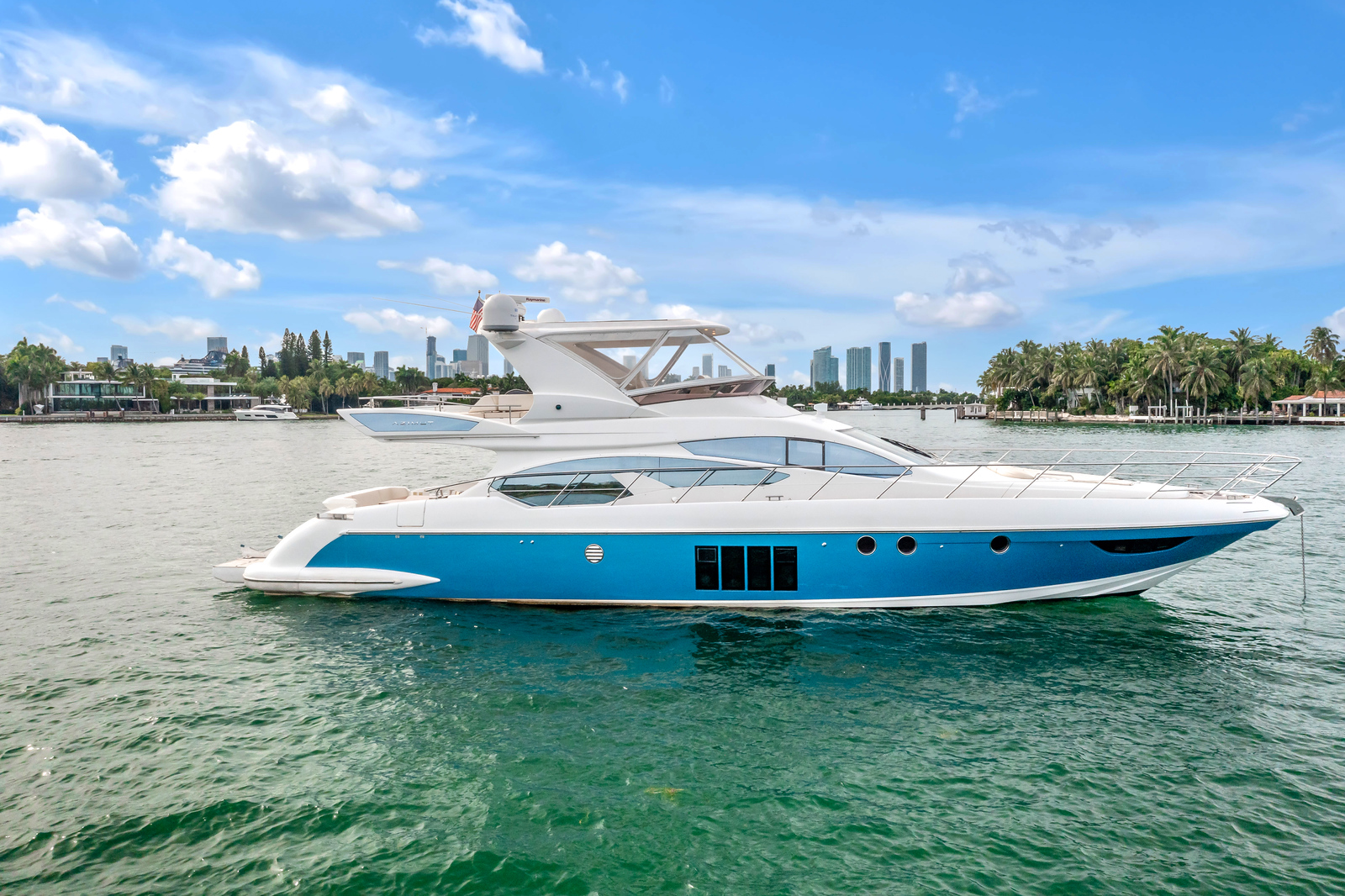Azimut Deon, 70ft Azimut
