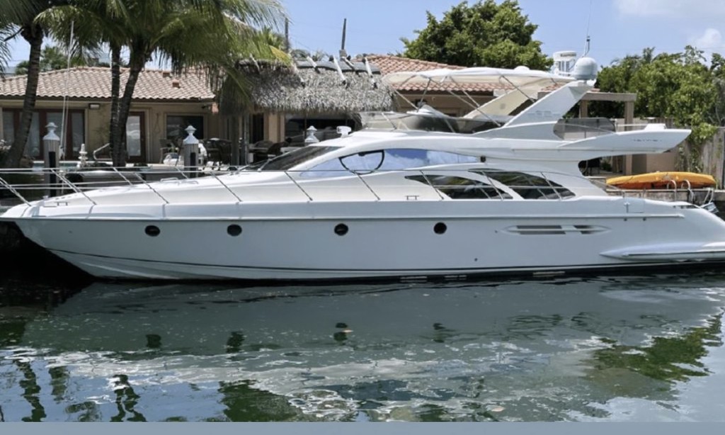 Cloud Dolce Vita, 60ft Azimut DV