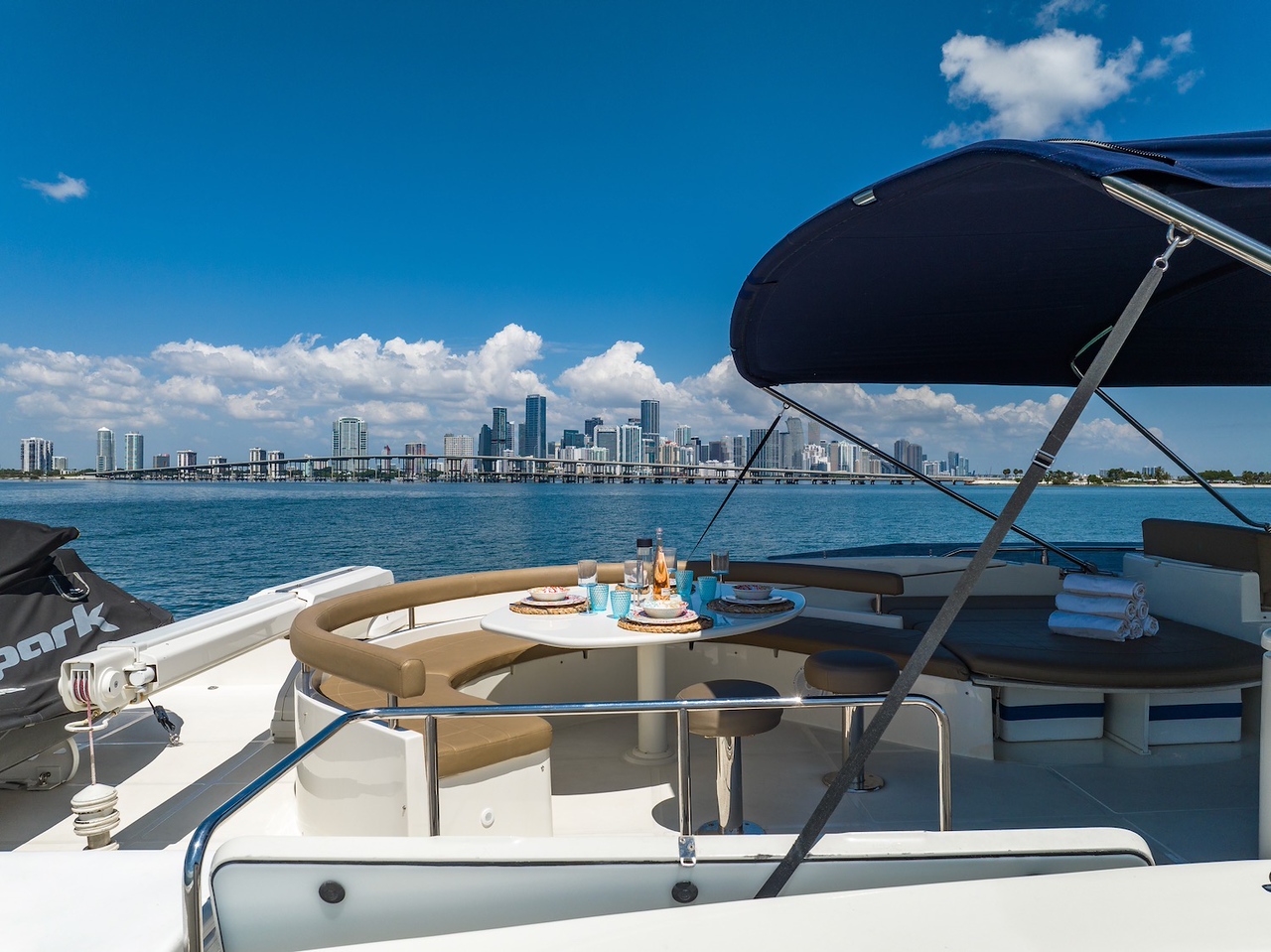 Destiny, 85ft Ferretti
