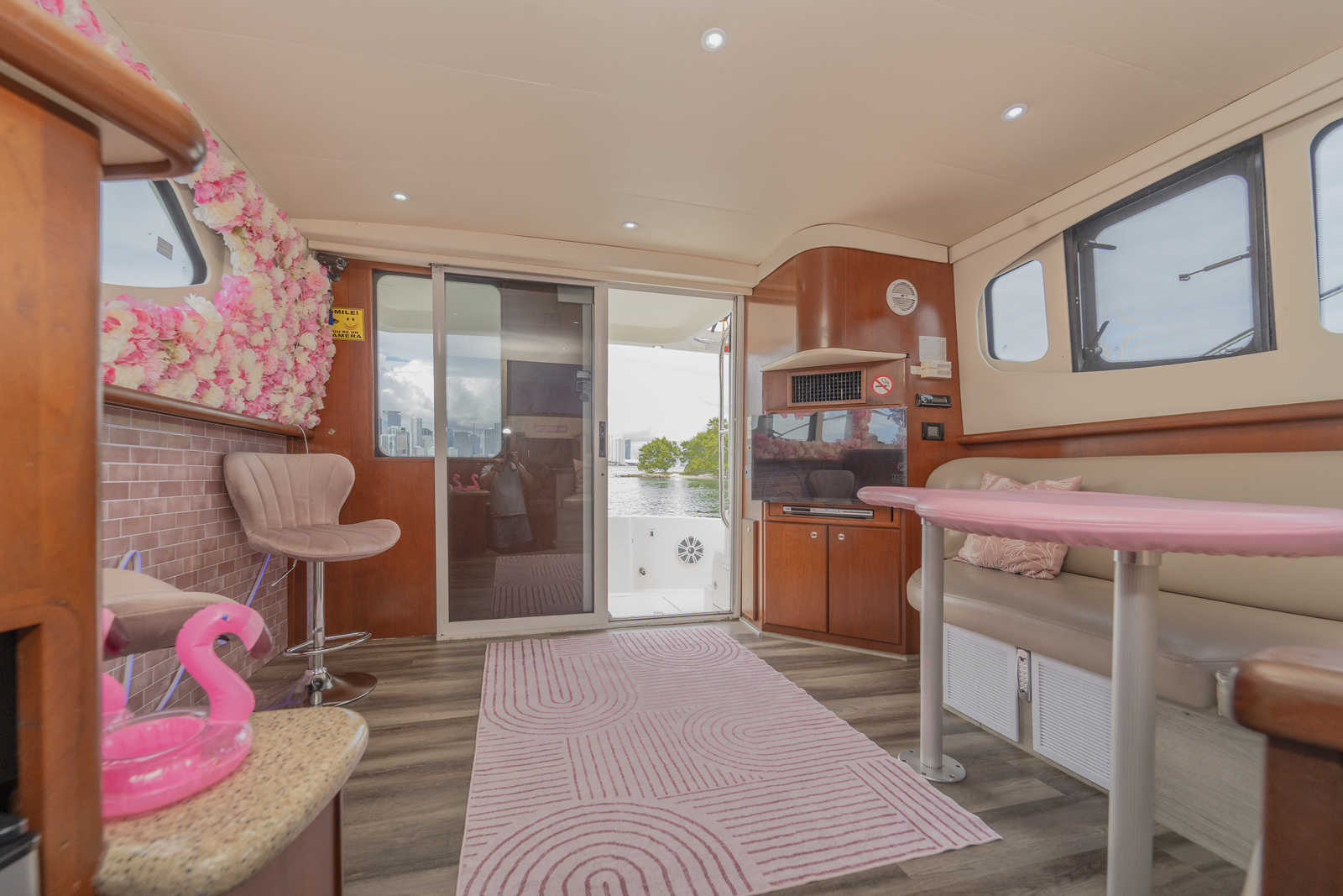 Yacht salon on Lady G