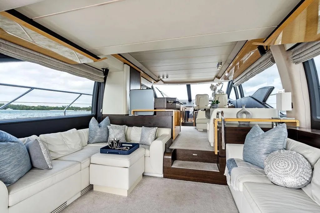 Le Grand Bleu, 70ft Azimut