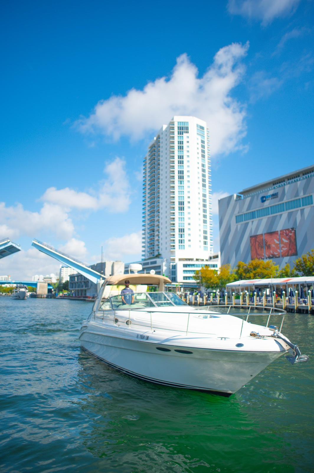 Sea Ray 36, 36ft Sea Ray